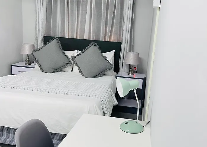 Pelican Apartment
